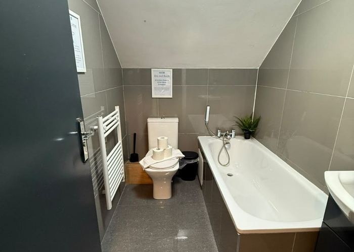 Shine On Cleaning gallery photo 13
